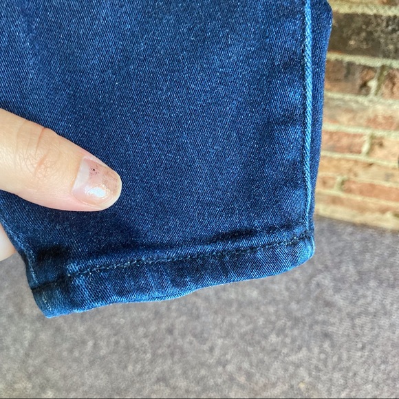 { AEO } Dark Wash Skinny Hi-Rise Jegging Jeans - Picture 4 of 9